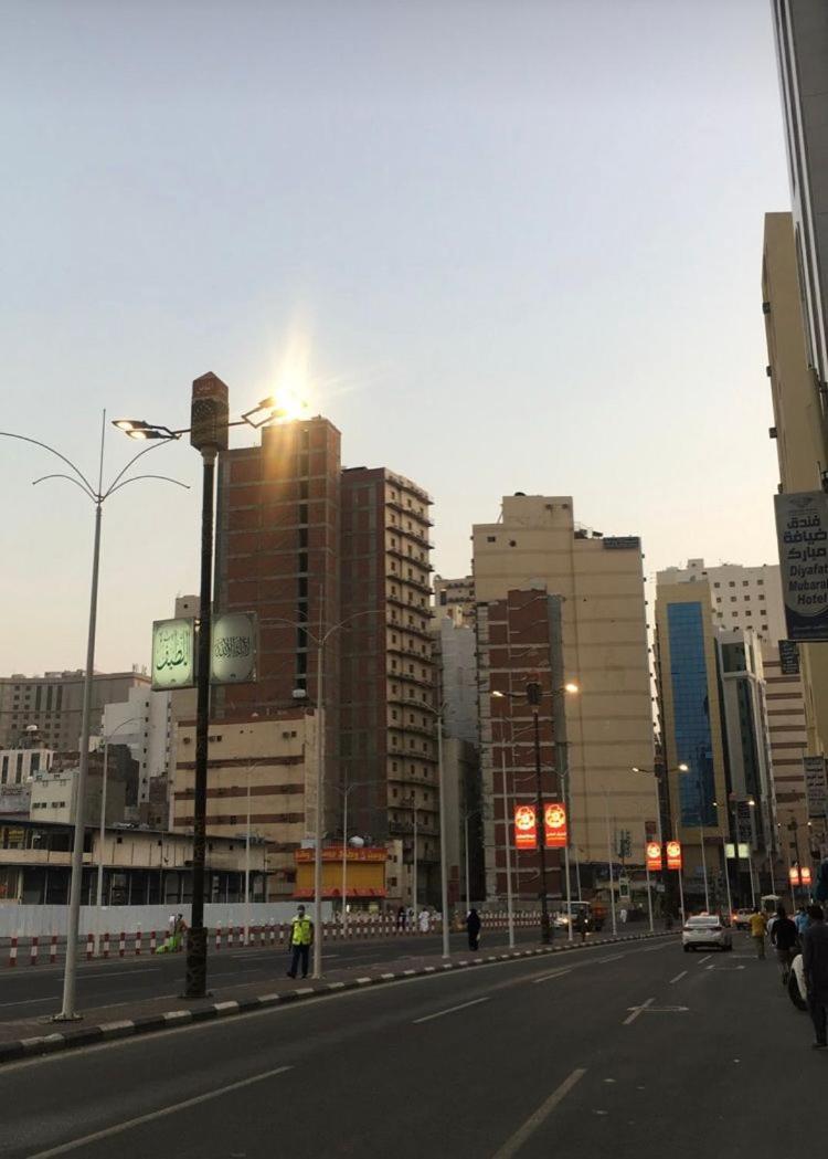 Hotel Burj Al Diyafa Mubarak Mecca Bagian luar foto